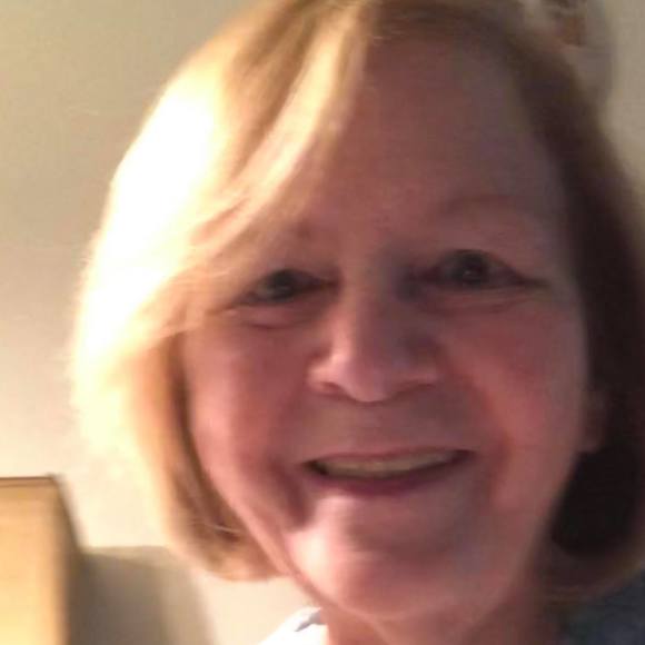 Profile Picture of Carol Chesla (@ritley) on Poshmark