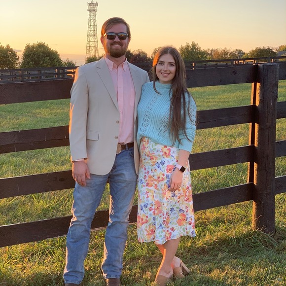 Profile Picture of Tonya Cocanougher (@tonyasuzanne13) on Poshmark