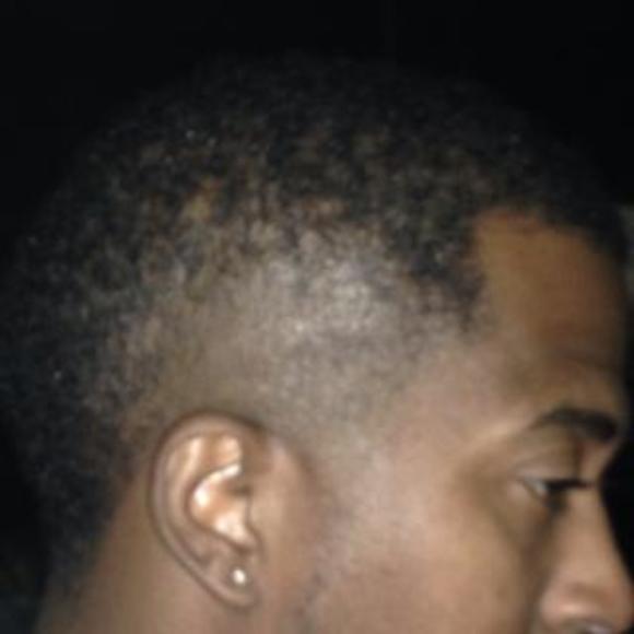 Profile Picture of Charles Freeman (@niceguy4140) on Poshmark