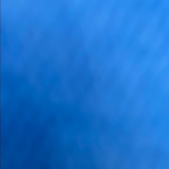 Profile Picture of Chloe Mannarino (@cmannarino96) on Poshmark