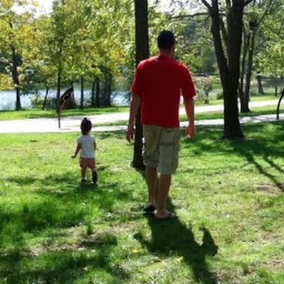 Profile Picture of Jessica Gilbey (@jesgilbey) on Poshmark