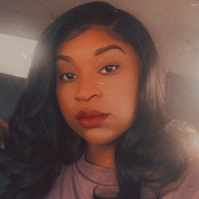 Profile Picture of Mikea Hudson (@mikeahud) on Pinterest