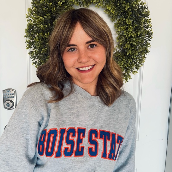 Profile Picture of Abby Barbey (@a_barbey) on Poshmark