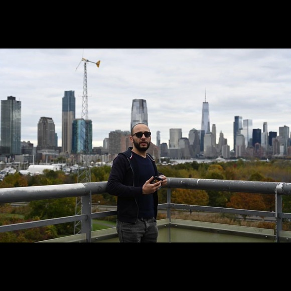 Profile Picture of Abdelbadie Seghir (@badie2021) on Poshmark