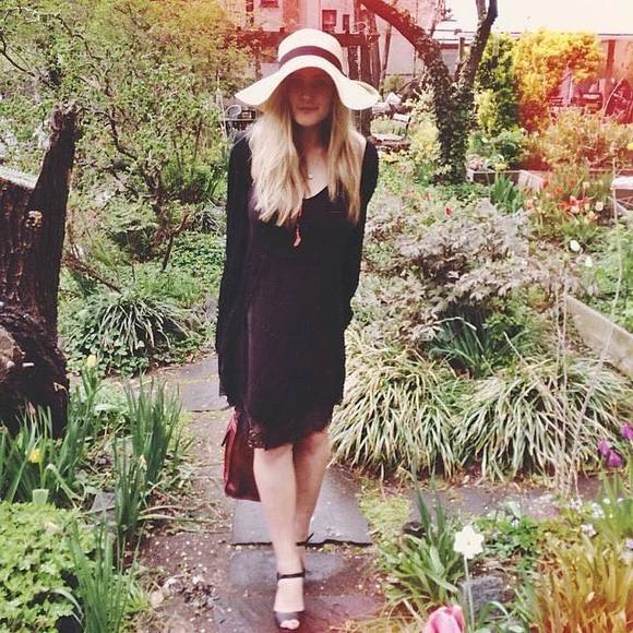 Profile Picture of Domonique Gauthier (@dgg255) on Poshmark