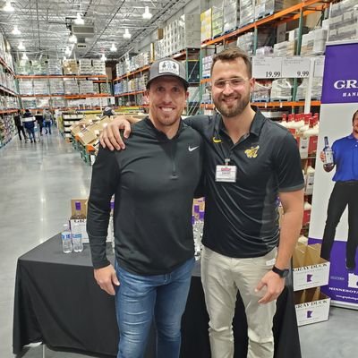 Profile Picture of David Van Ee (@@djhawk15) on Twitter