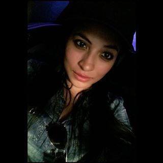 Profile Picture of Claudine Parra (@Claudine-Parra) on Facebook