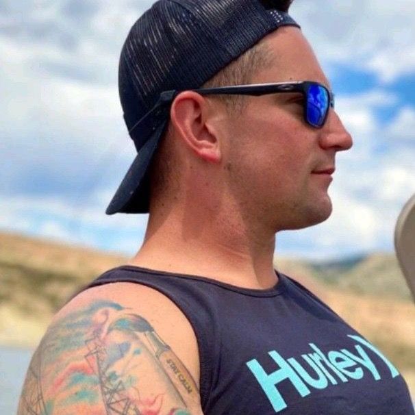 Profile Picture of james henne (@james.henne7) on Tiktok