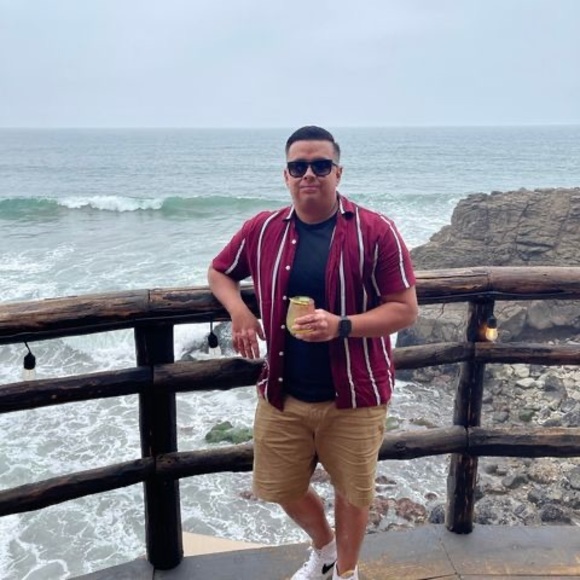 Profile Picture of Chris Lopez (@chrislopez1355) on Poshmark