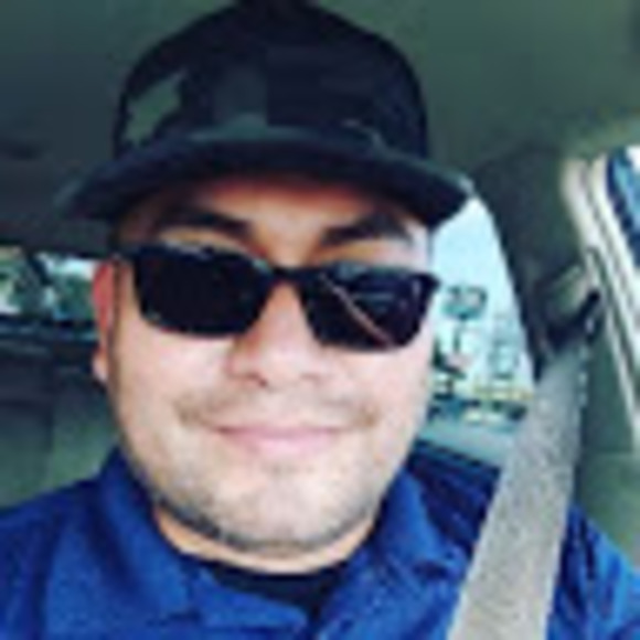 Profile Picture of Bertoldo Martinez (@bertoldom) on Poshmark