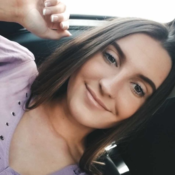 Profile Picture of Alex Kidder (@alexjadek10) on Poshmark