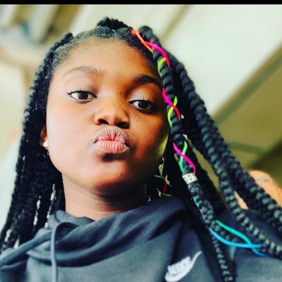 Profile Picture of Erika Whitfield (@erikawhitfield) on Poshmark