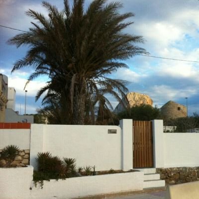 Profile Picture of Jennifer Reh (@RehJennifer) on Twitter