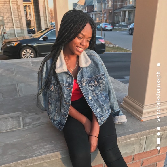 Profile Picture of Alisha Joseph (@alxshaaaa) on Poshmark