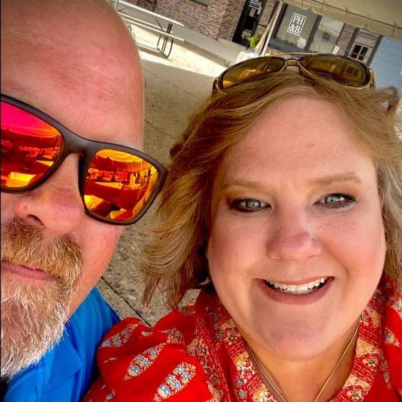 Profile Picture of Sarah Arnoldt (@taytuk) on Poshmark