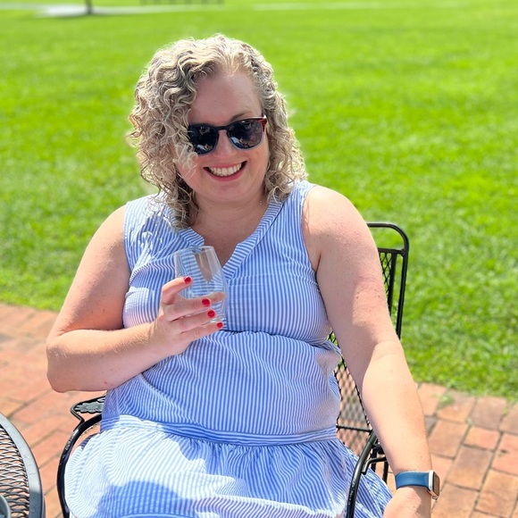 Profile Picture of Shannon Wilkins (@shanwilkins) on Poshmark