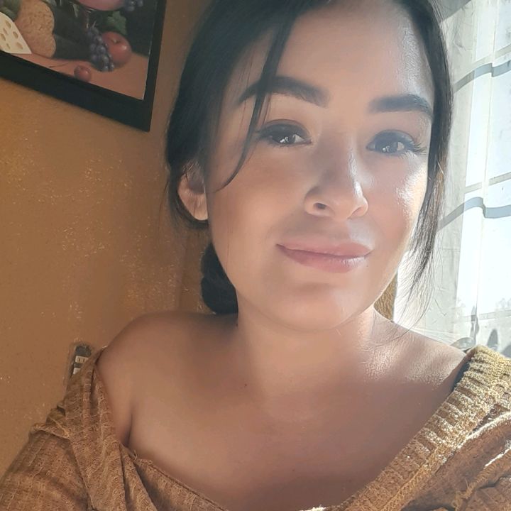 Profile Picture of Jannet Lemus (@jannetlemus6) on Tiktok