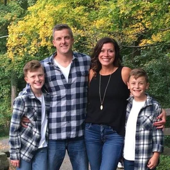 Profile Picture of Leza Dumansky (@leza1022) on Poshmark