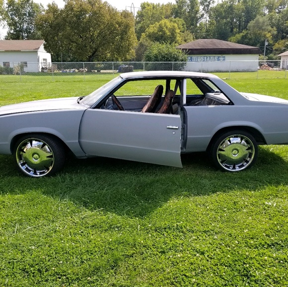 Profile Picture of Andre Harvey (@andreharvey14) on Poshmark