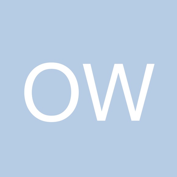 Profile Picture of Olivia Wragge (@olivia_wragge) on Poshmark