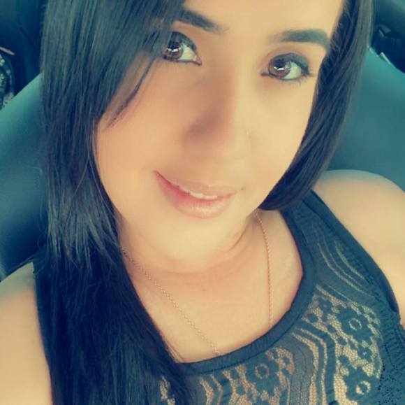 Profile Picture of Natasha Claudio (@natashaclau) on Poshmark