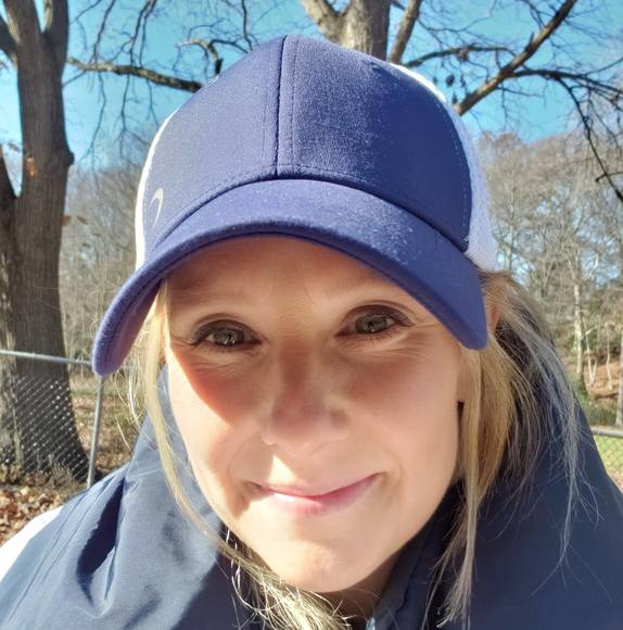 Danielle Hastings - Poshmark Profile Picture of Danielle Hastings (@dnhastings79) on Poshmark