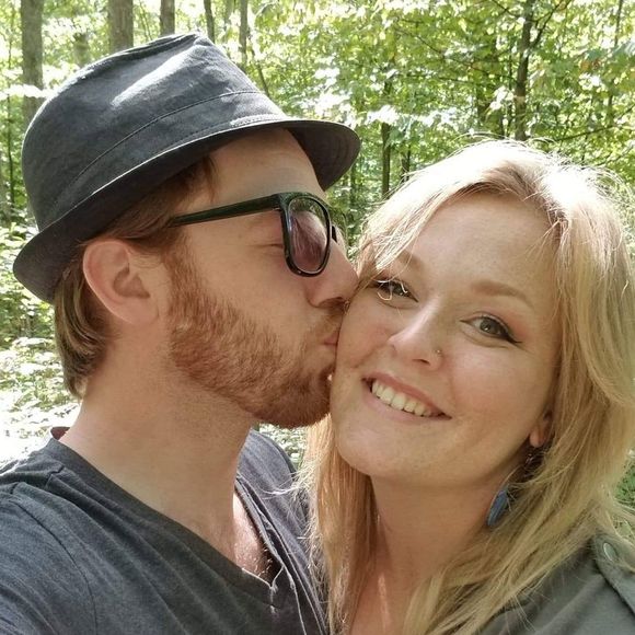 Profile Picture of Mallory Kettlewell (@mallorypk94) on Poshmark