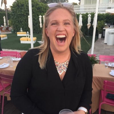 Profile Picture of Robyn Barry (@robynleeB) on Twitter