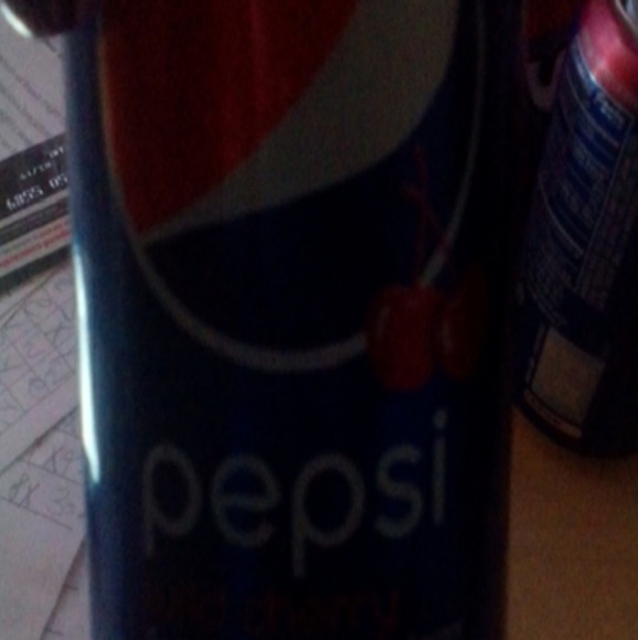 Profile Picture of Antonia De paul (@luvbugz) on Poshmark