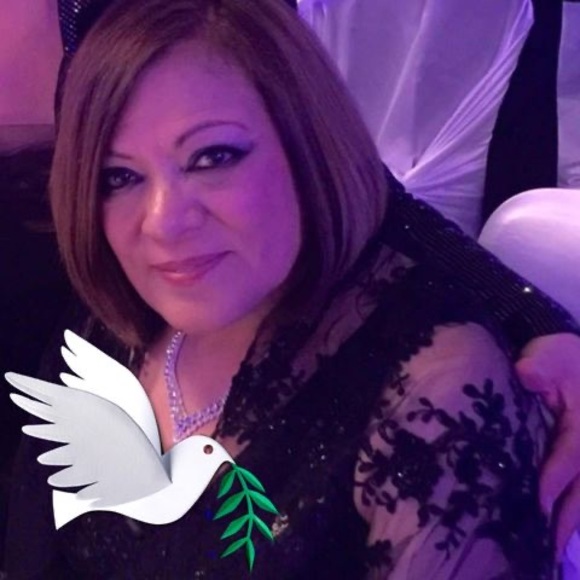 Profile Picture of Salwa Nofal (@salwanofal) on Poshmark