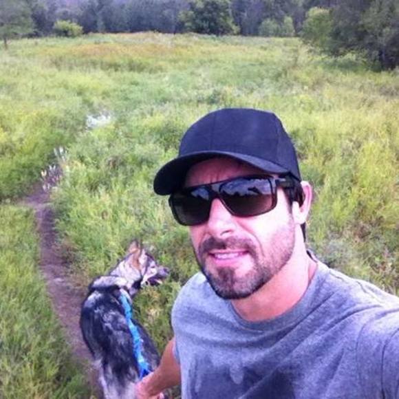 Profile Picture of Scott Carr (@scottcarr456) on Poshmark