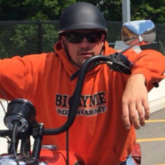 Profile Picture of Bryon Mackie (@bryonmackie) on Poshmark