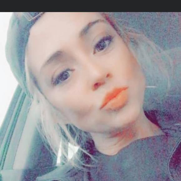 Profile Picture of Ashley Spachtholz (@aspachtholz) on Poshmark