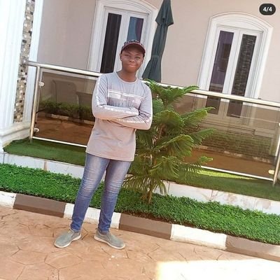 Profile Picture of David Popoola (@DavidPopoola18) on Twitter