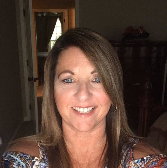 Profile Picture of Paulette Kiernan (@kiernancowgirl) on Poshmark