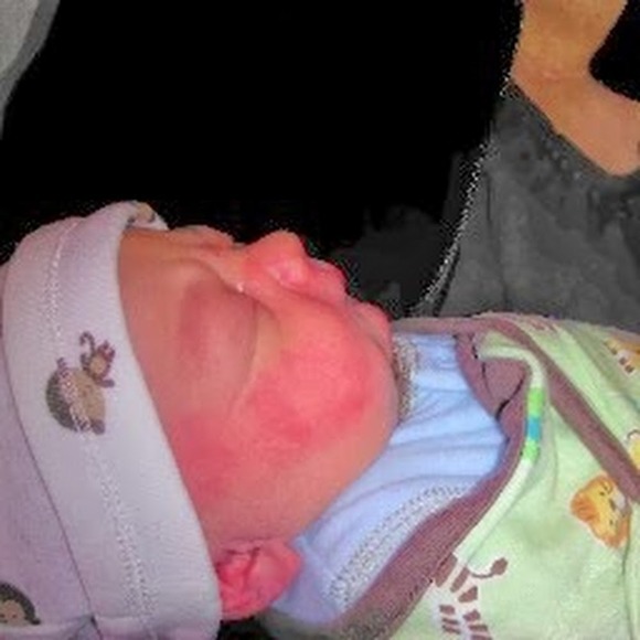 Profile Picture of Dena Sandercock (@dsandercock) on Poshmark