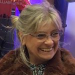 Profile Picture of Paula Faria (@paulalobatofaria) on Instagram