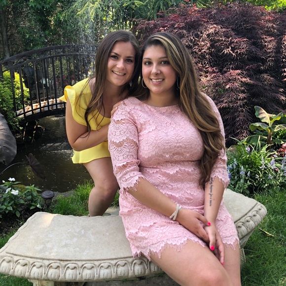 Profile Picture of Shannon Browne (@shannonbrowne22) on Poshmark