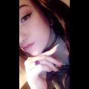 Profile Picture of Haley Fox (@TickleMeHaleey) on Youtube