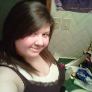 Profile Picture of Lacey Hensarling (@lacey_dee) on Myspace