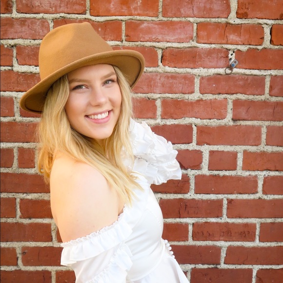 Profile Picture of Jorden Harber (@jordenraee) on Poshmark