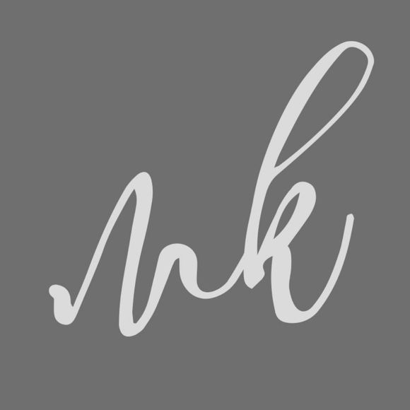 Profile Picture of Kate Jordan (@katemjordan_) on Poshmark