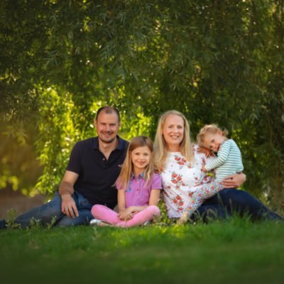 Profile Picture of Louisa Roberts (@LouisaR58912650) on Twitter