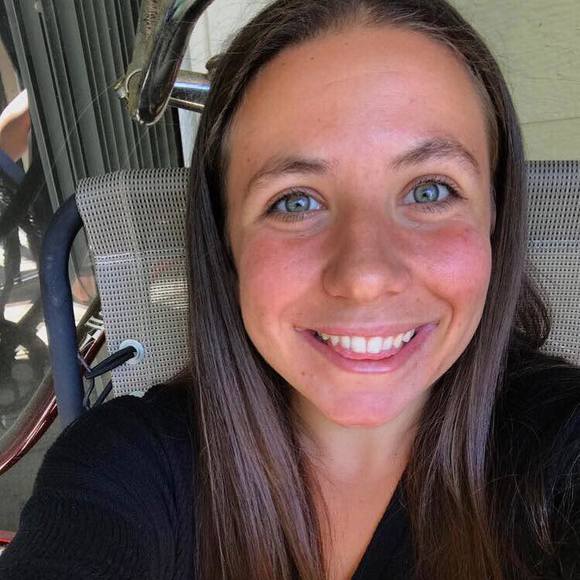 Profile Picture of Kaeli Scicchitano (@kscicchitano) on Poshmark