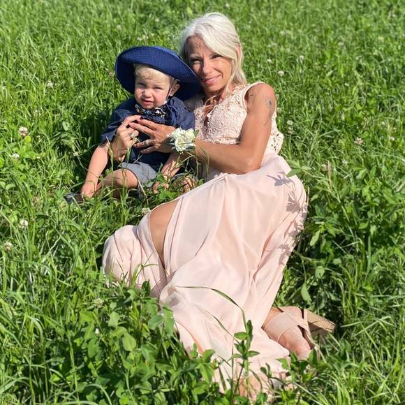 Profile Picture of Pauline Ewert (@paulineewert) on Poshmark