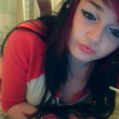 Profile Picture of Nicolette Nelson (@KnickKnackNicky) on Twitter