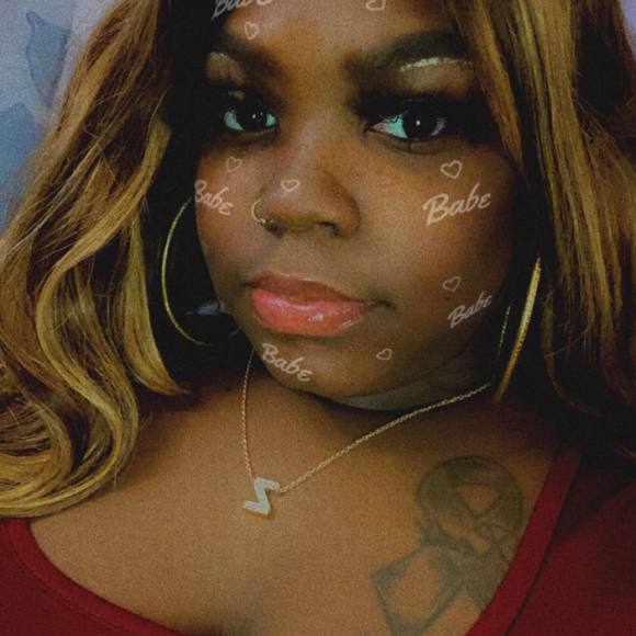 Profile Picture of Marie Williams (@zhane3) on Poshmark