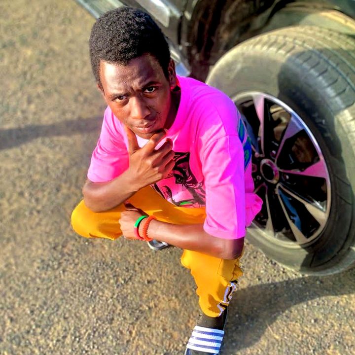 Profile Picture of 𝑩𝑨𝑹𝑹𝒀 𝑩𝑬𝑳𝑳𝑰𝑵𝑮𝑯✪𝑴 (@elyou772) on Tiktok