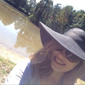 Profile Picture of Haley Graham (@haleeey4) on Pinterest