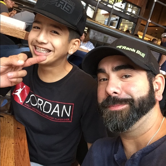 Profile Picture of Chris Morin (@silverback777) on Poshmark